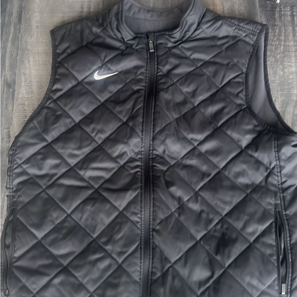 Men’s NIKE thermal reversable Vest